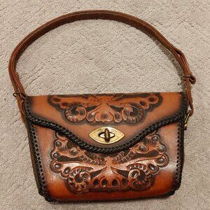 Vintage 1960s Meeker hand tooled leather purse.